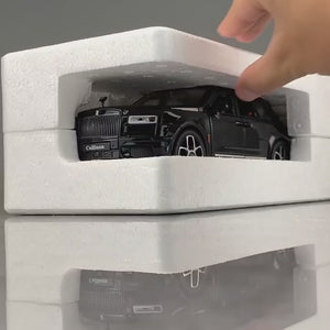 1:24 BMW XM SUV Metal Pull Back Diecast Car Collectionable